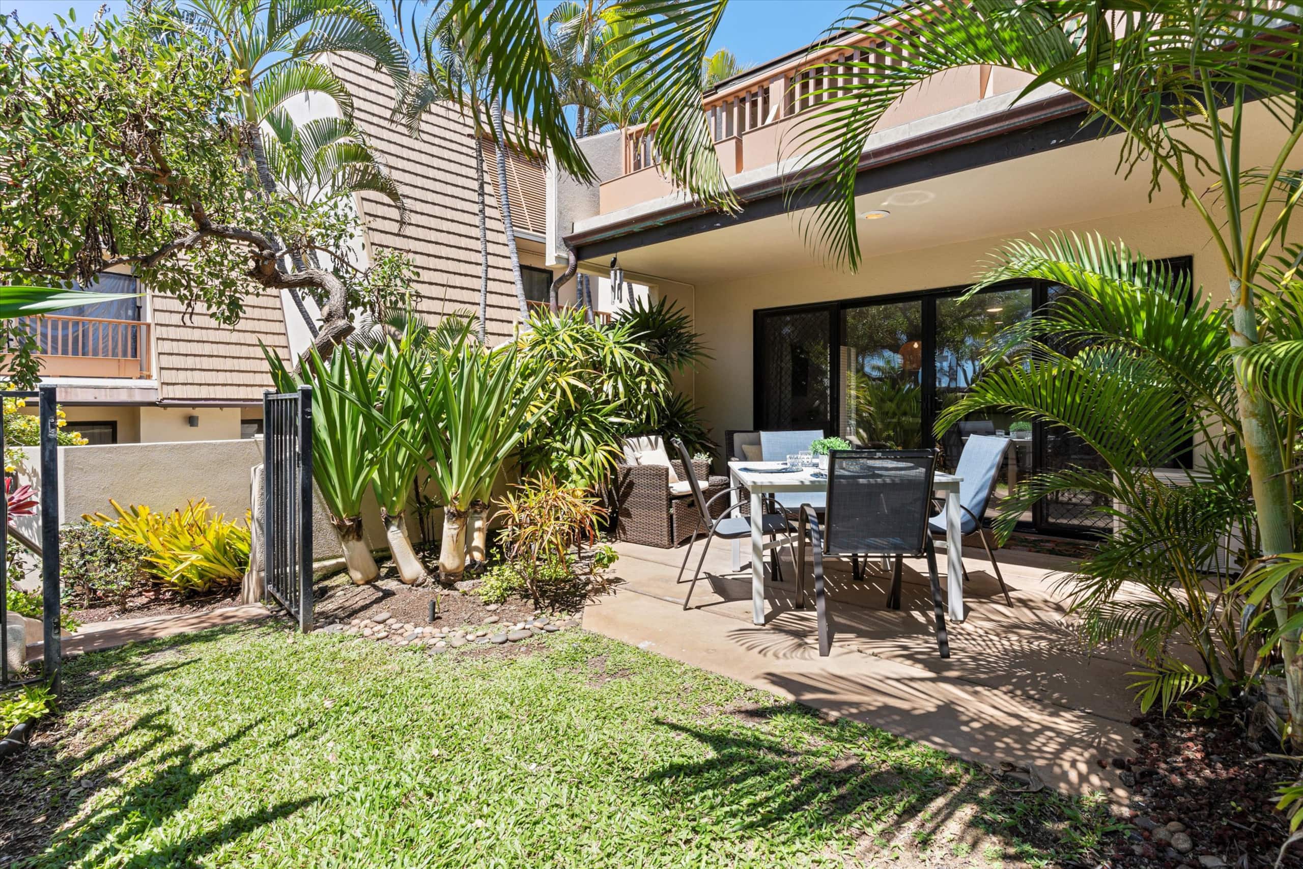 Condo in Kihei · ★4.82 · 1 bedroom · 2 beds · 2 shared baths - Image 8