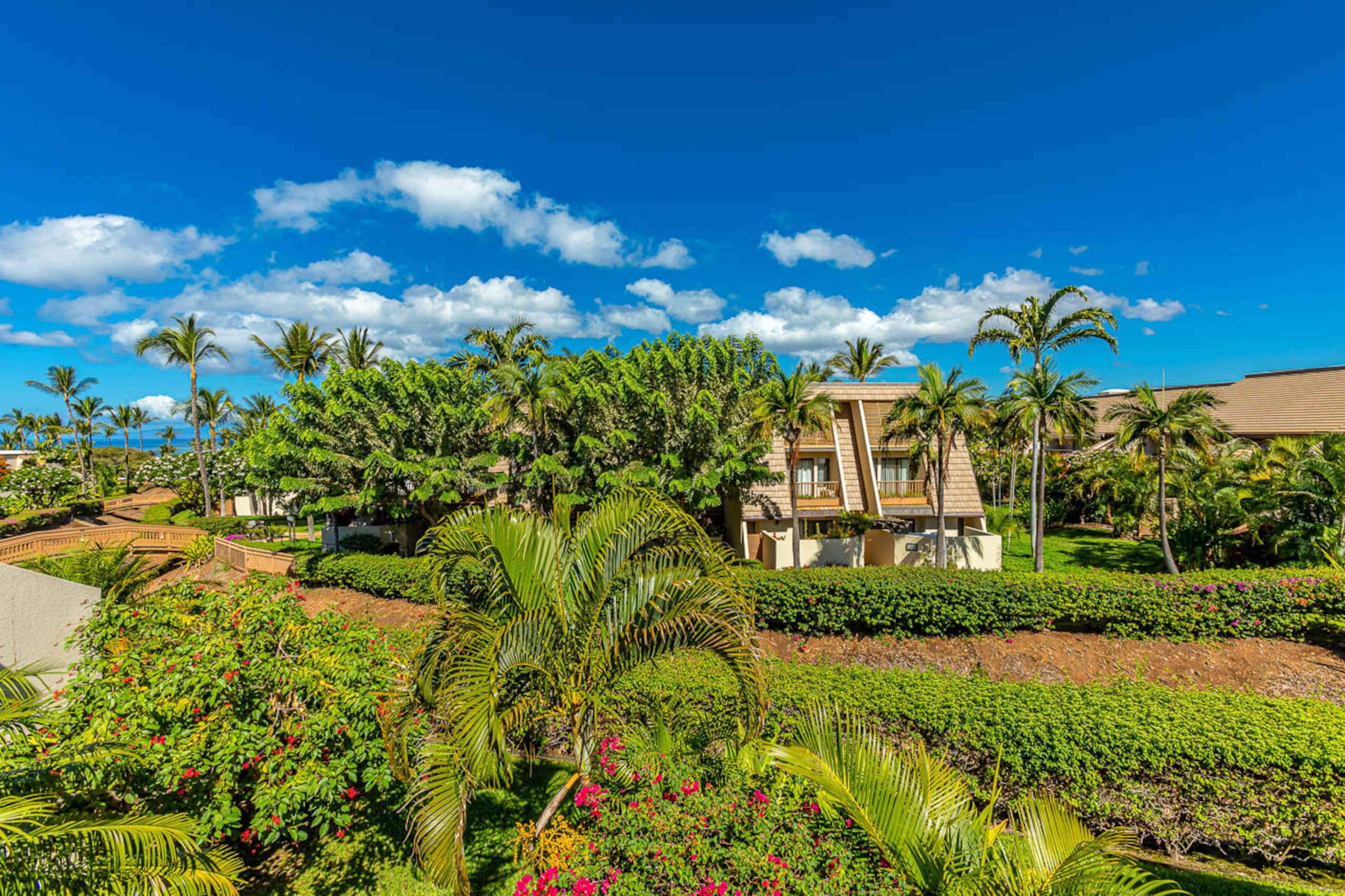 Condo in Kihei · ★4.82 · 1 bedroom · 2 beds · 2 shared baths - Image 40