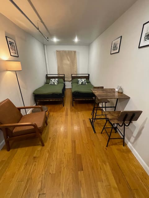 Top Airbnb: Union Square Studio with Kitchen -Shared Bathroom in Gramercy