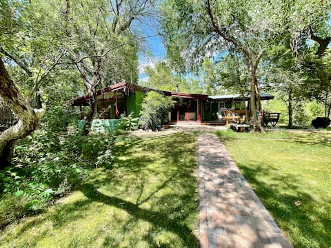 *Verde River Retreat* On the water!