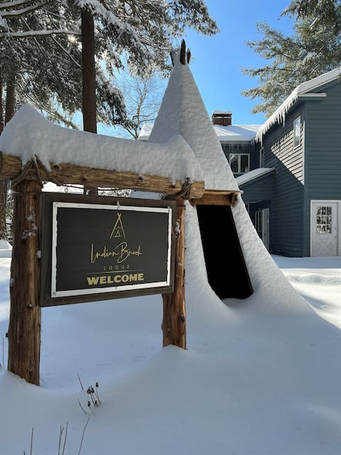 Indian Brook Lodge|11 Beds|Hot Tub|Pet Friendly|