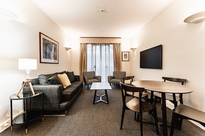 Chic 1-bed In East Melbourne With Gym & Pool - Melbourne