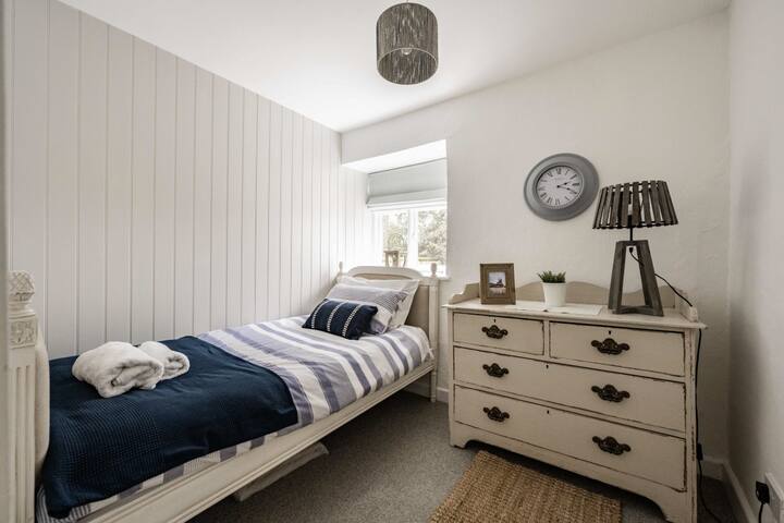 18-Kipper Cottage-18