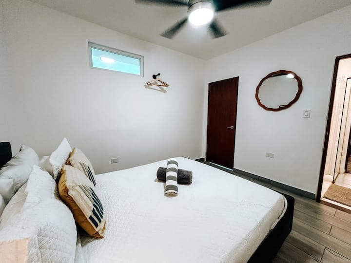 Вашата лична оаза - луксуз и спокојство во комбинација за мирен сон.