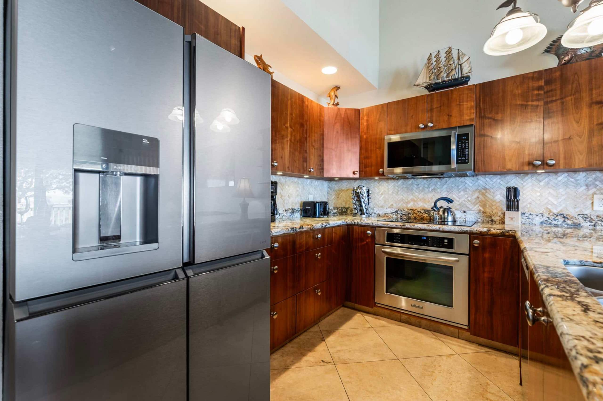 Condo in Kihei · ★4.95 · 2 bedrooms · 3 beds · 2 baths - Image 12