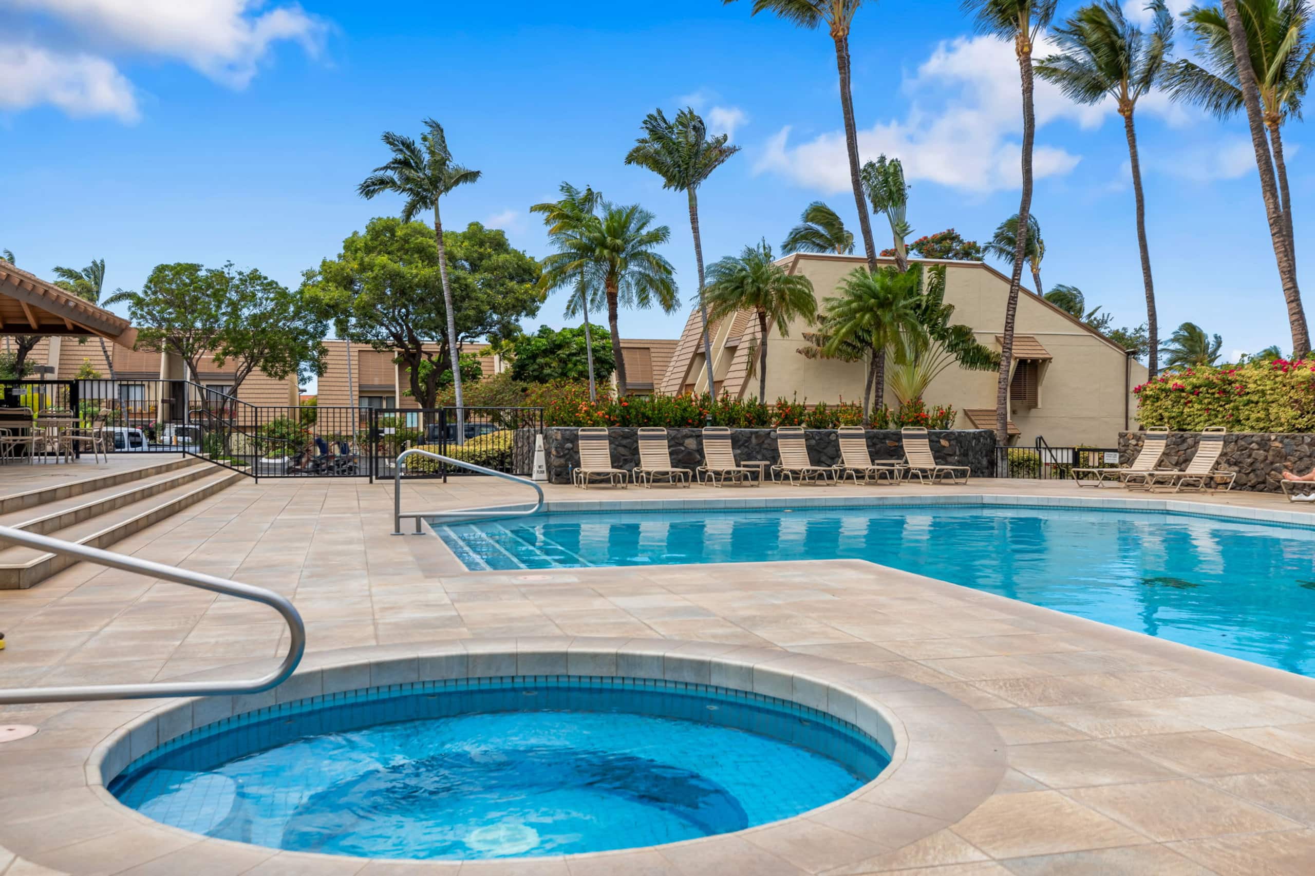 Condo in Kihei · ★4.95 · 2 bedrooms · 3 beds · 2 baths - Image 2