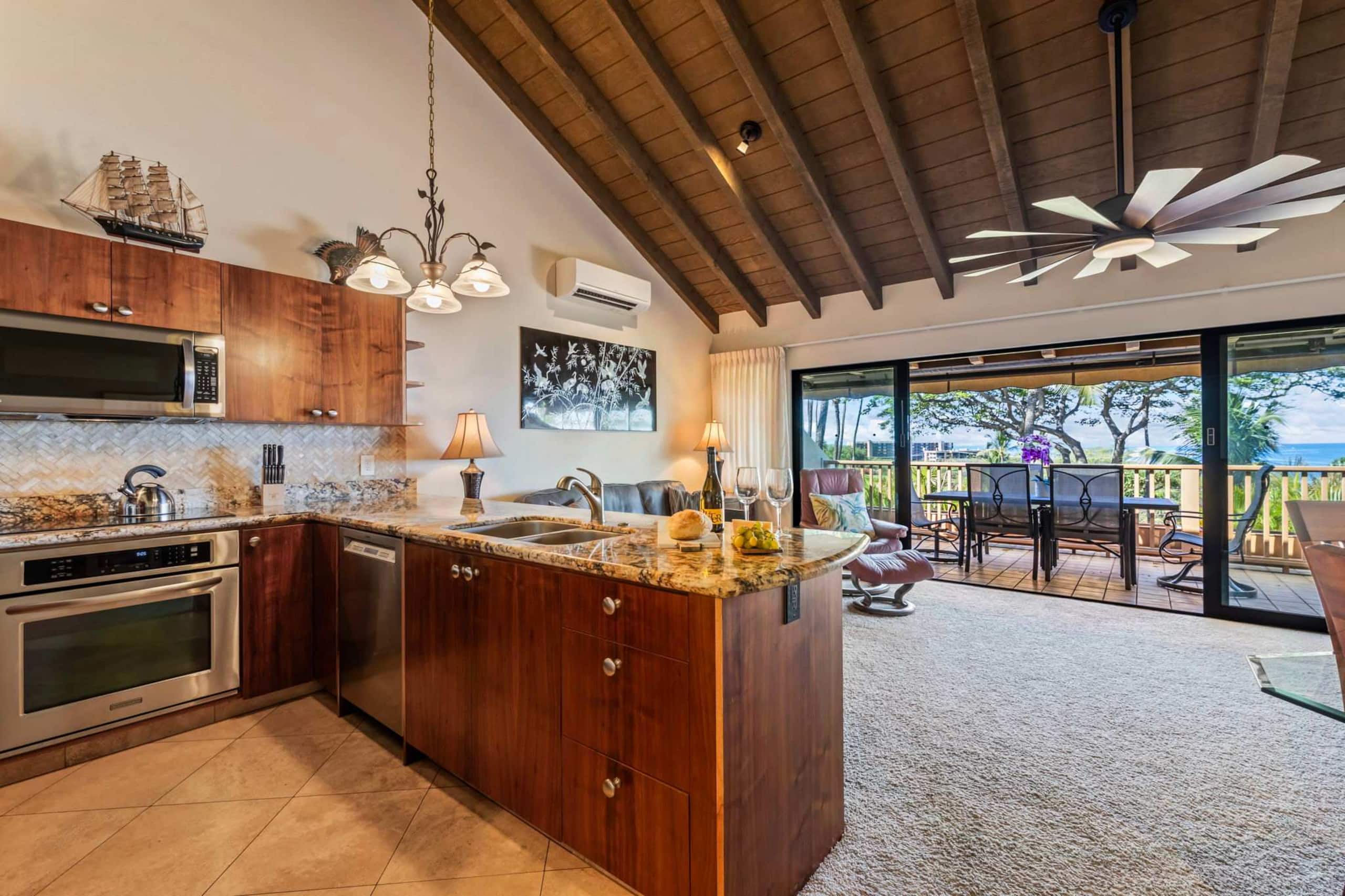Condo in Kihei · ★4.95 · 2 bedrooms · 3 beds · 2 baths - Image 11
