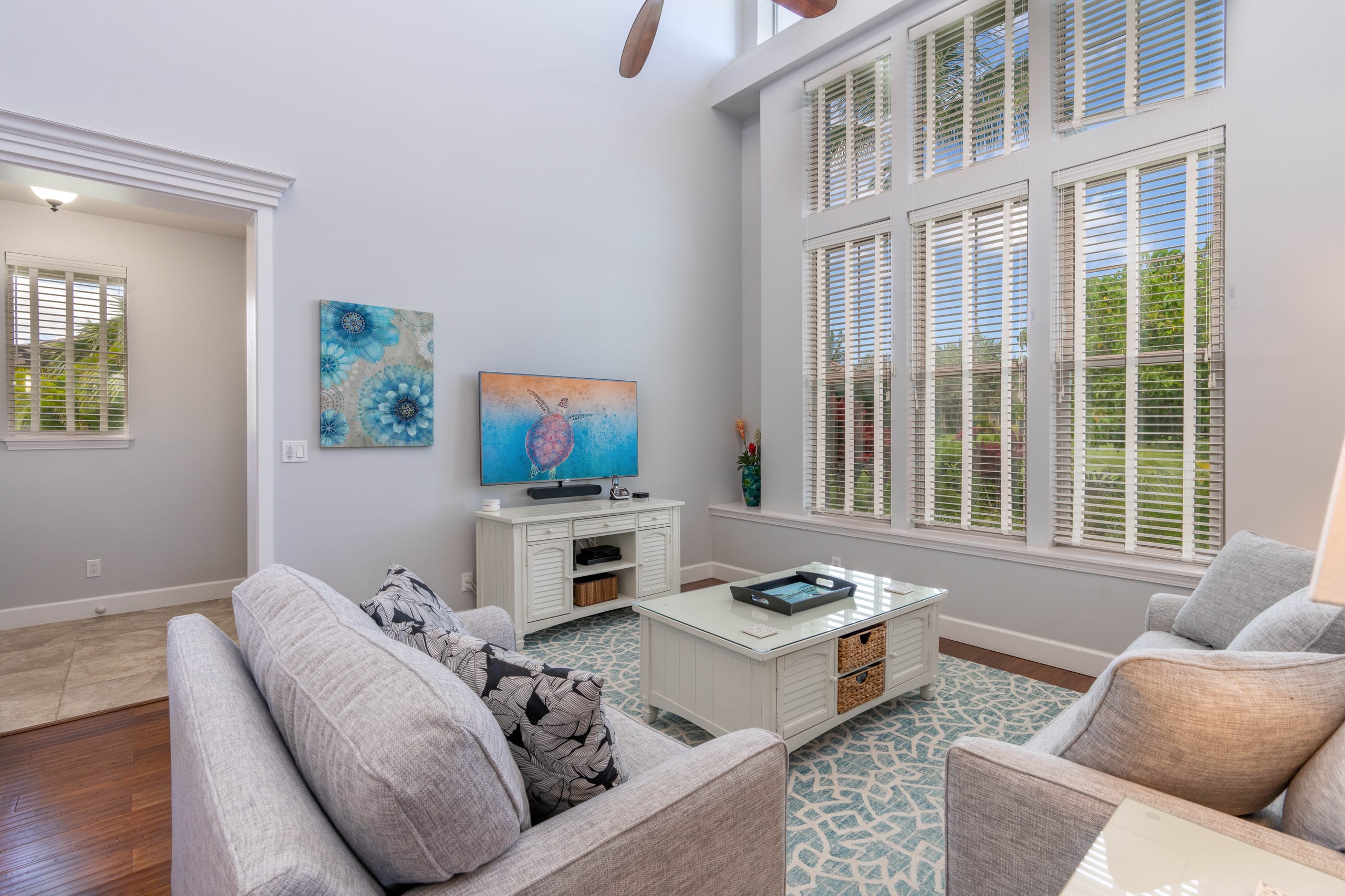 Condo in Waimea · ★4.67 · 2 bedrooms · 4 beds · 2 private baths - Image 2