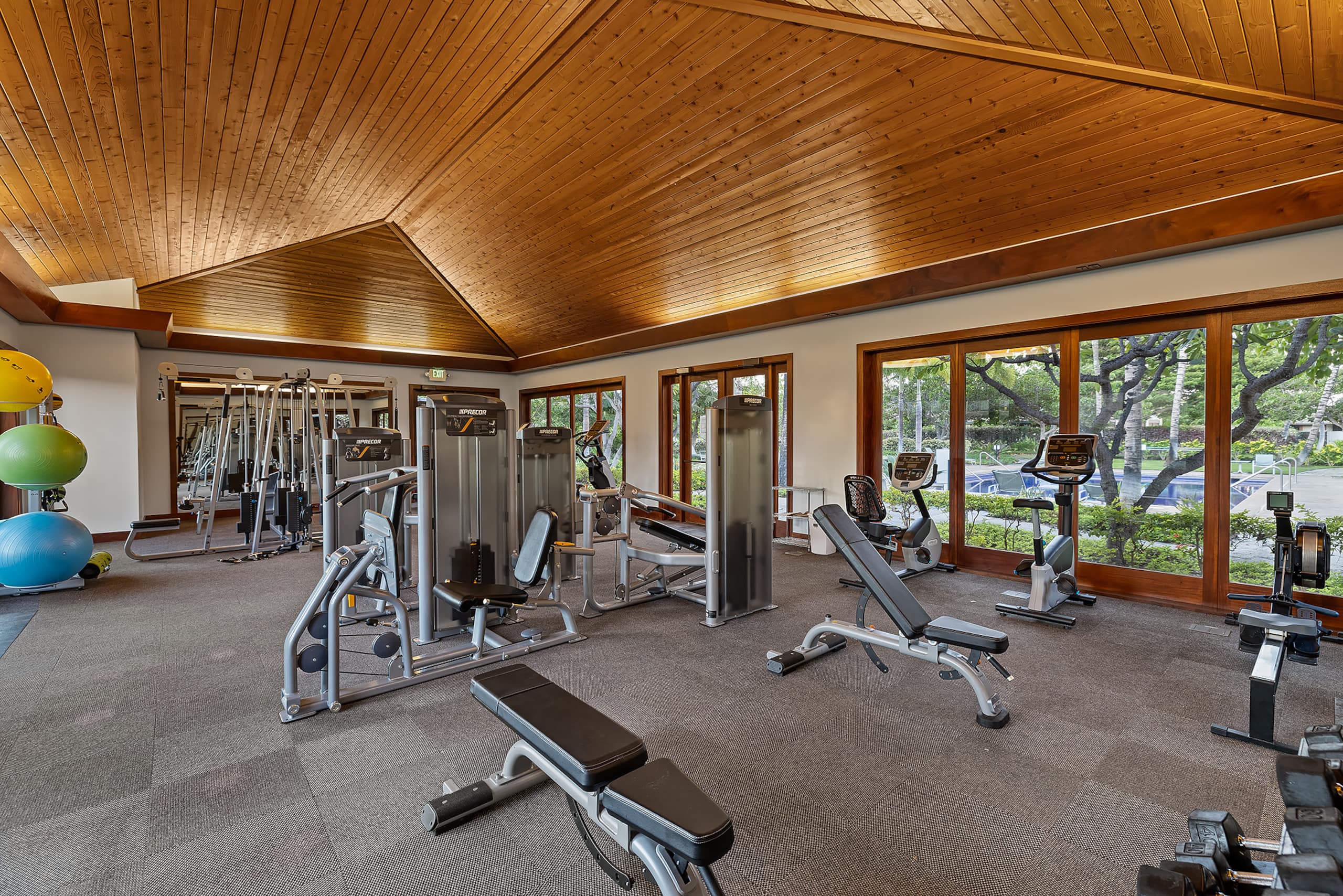 Condo in Waimea · ★4.67 · 2 bedrooms · 4 beds · 2 private baths - Image 25