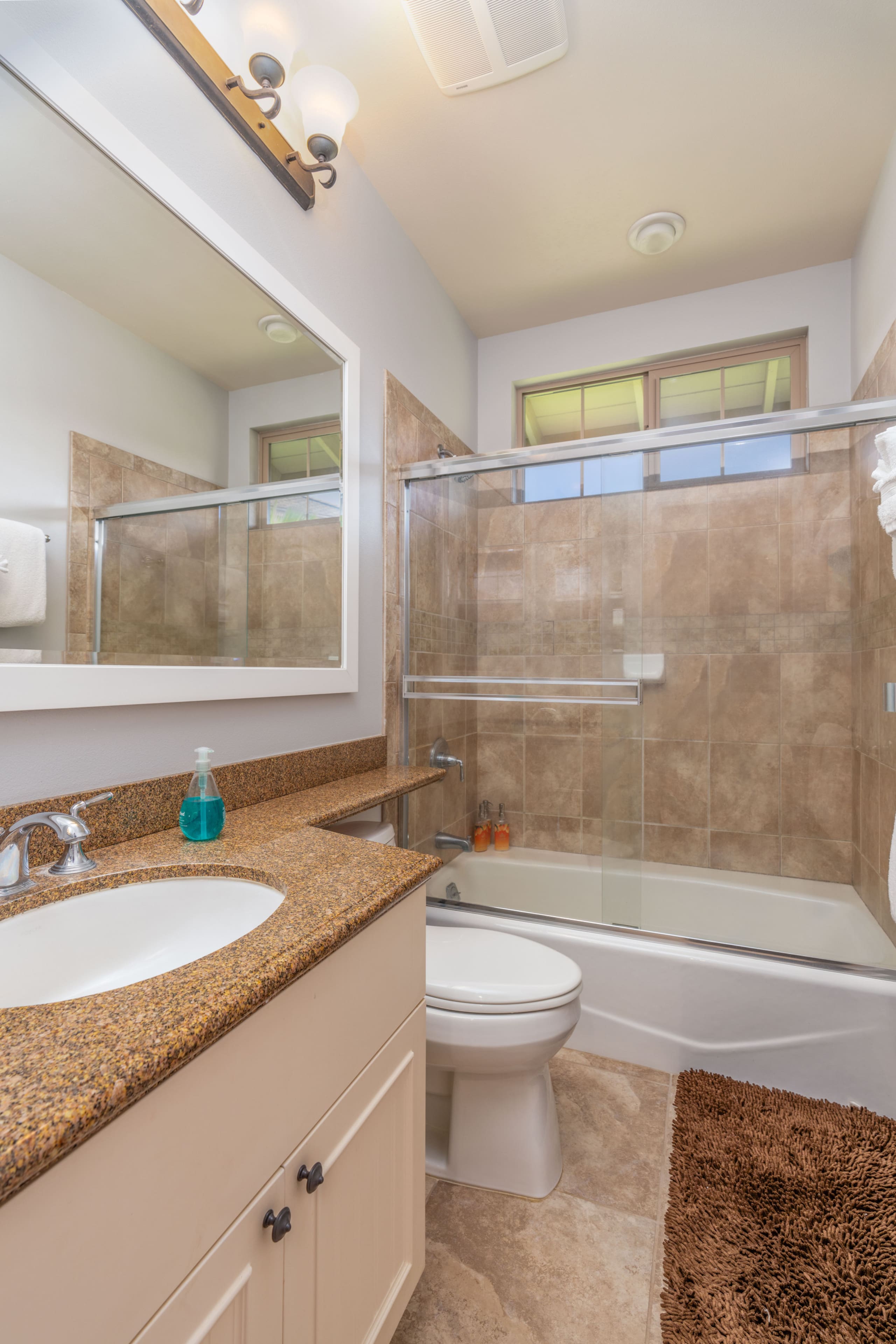 Condo in Waimea · ★4.67 · 2 bedrooms · 4 beds · 2 private baths - Image 14