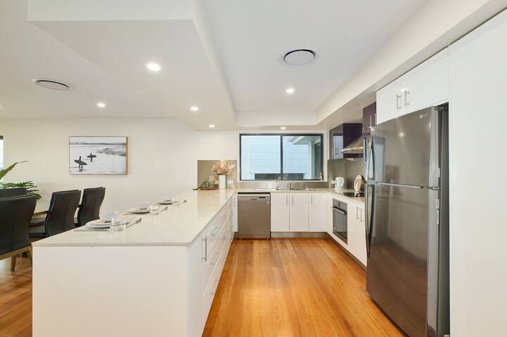 Riverside Luxury gallery image 5