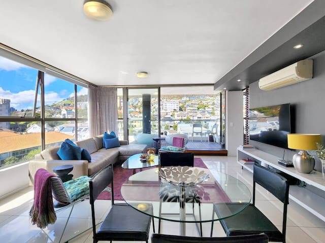 Modern Family Apartments W/ Rooftop Pool gallery image 2