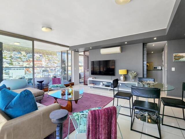 Modern Family Apartments W/ Rooftop Pool gallery image 4