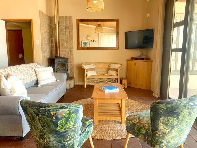 Family & pet friendly home on the beach in Kommetj gallery image 4