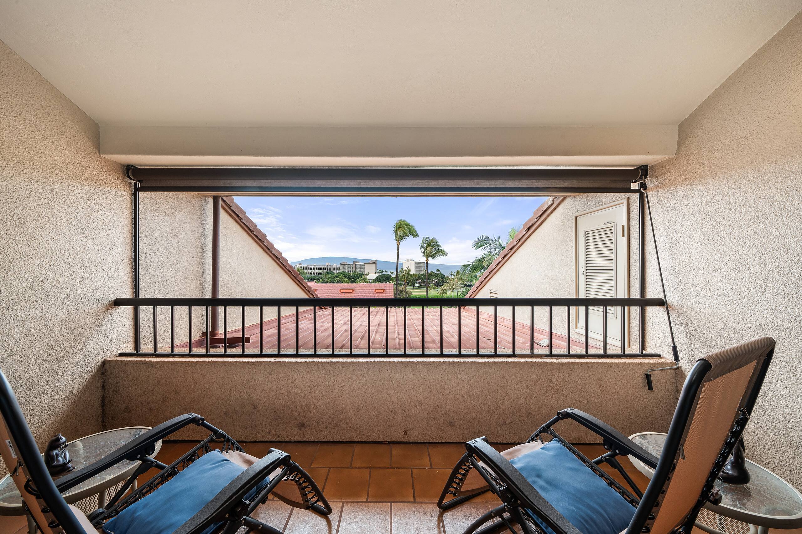 Condo in Lahaina · ★4.89 · 2 bedrooms · 3 beds · 2 baths - Image 18