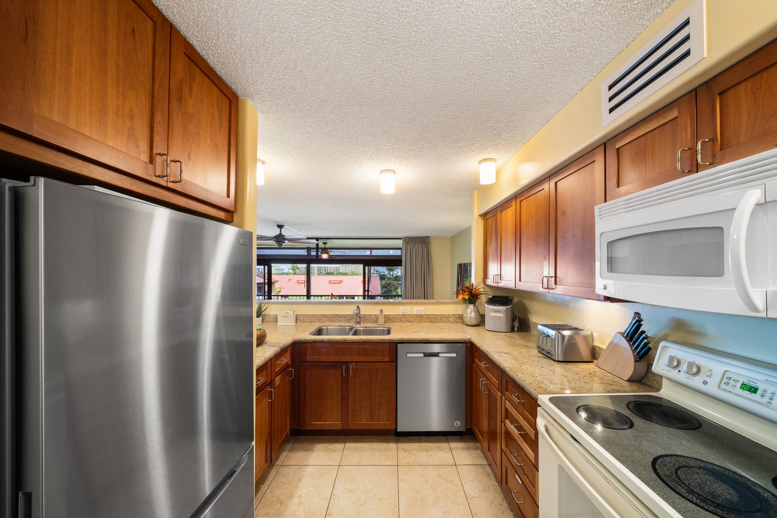 Condo in Lahaina · ★4.89 · 2 bedrooms · 3 beds · 2 baths - Image 8