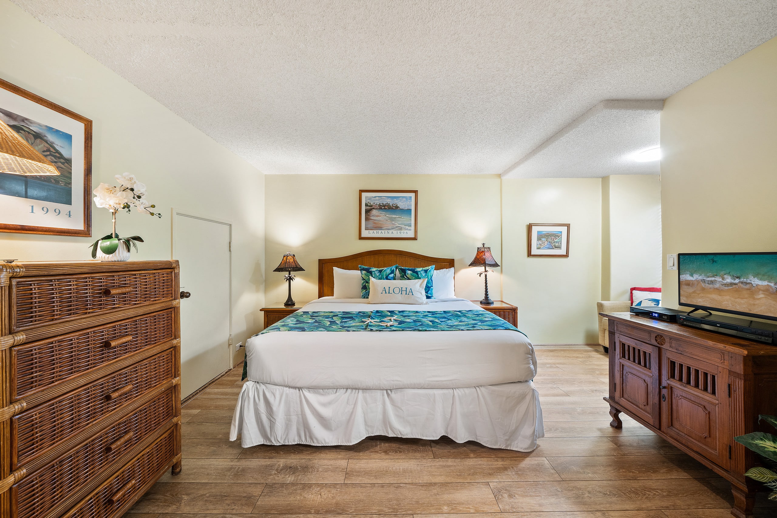 Condo in Lahaina · ★4.89 · 2 bedrooms · 3 beds · 2 baths - Image 22