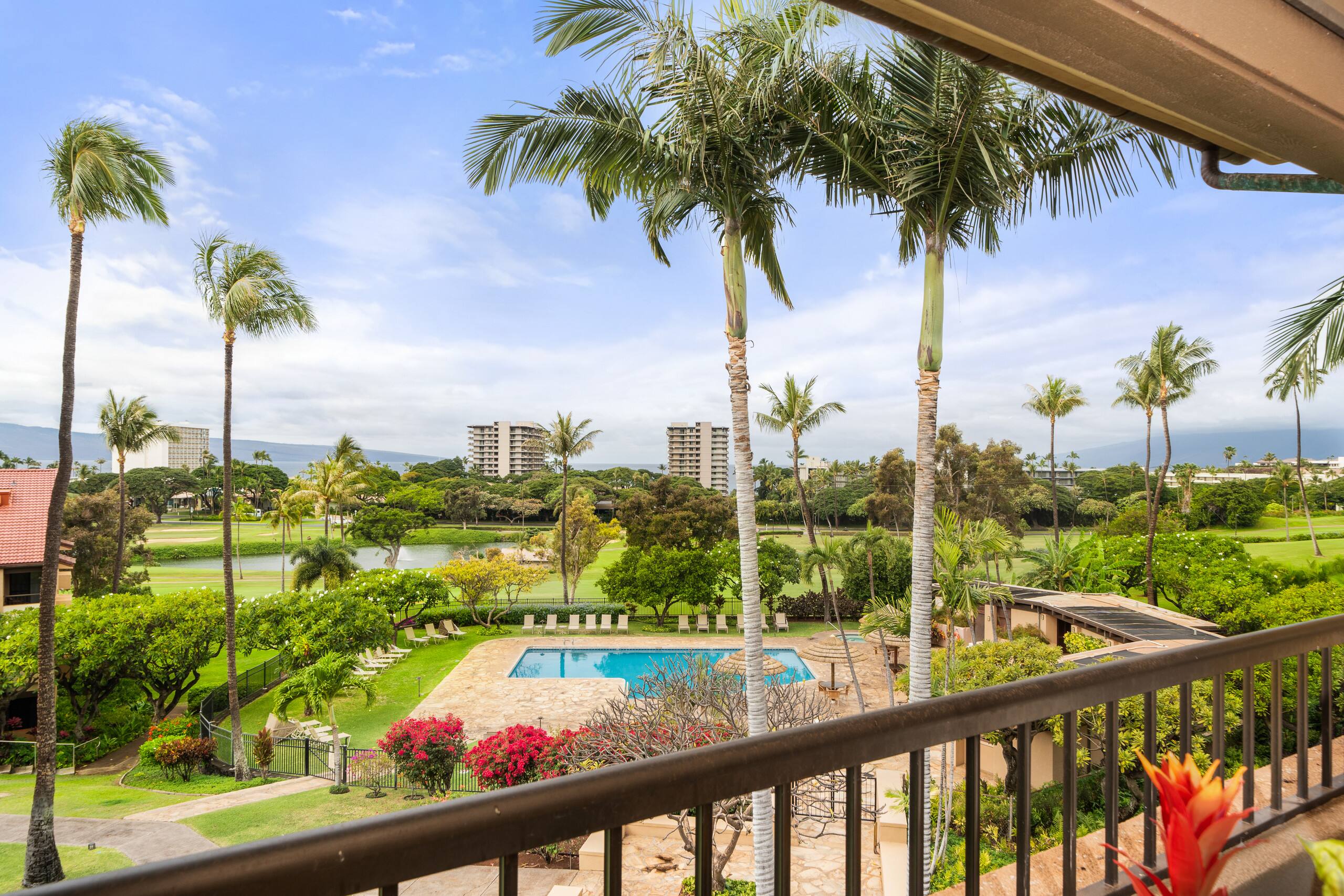 Condo in Lahaina · ★4.89 · 2 bedrooms · 3 beds · 2 baths - Image 37