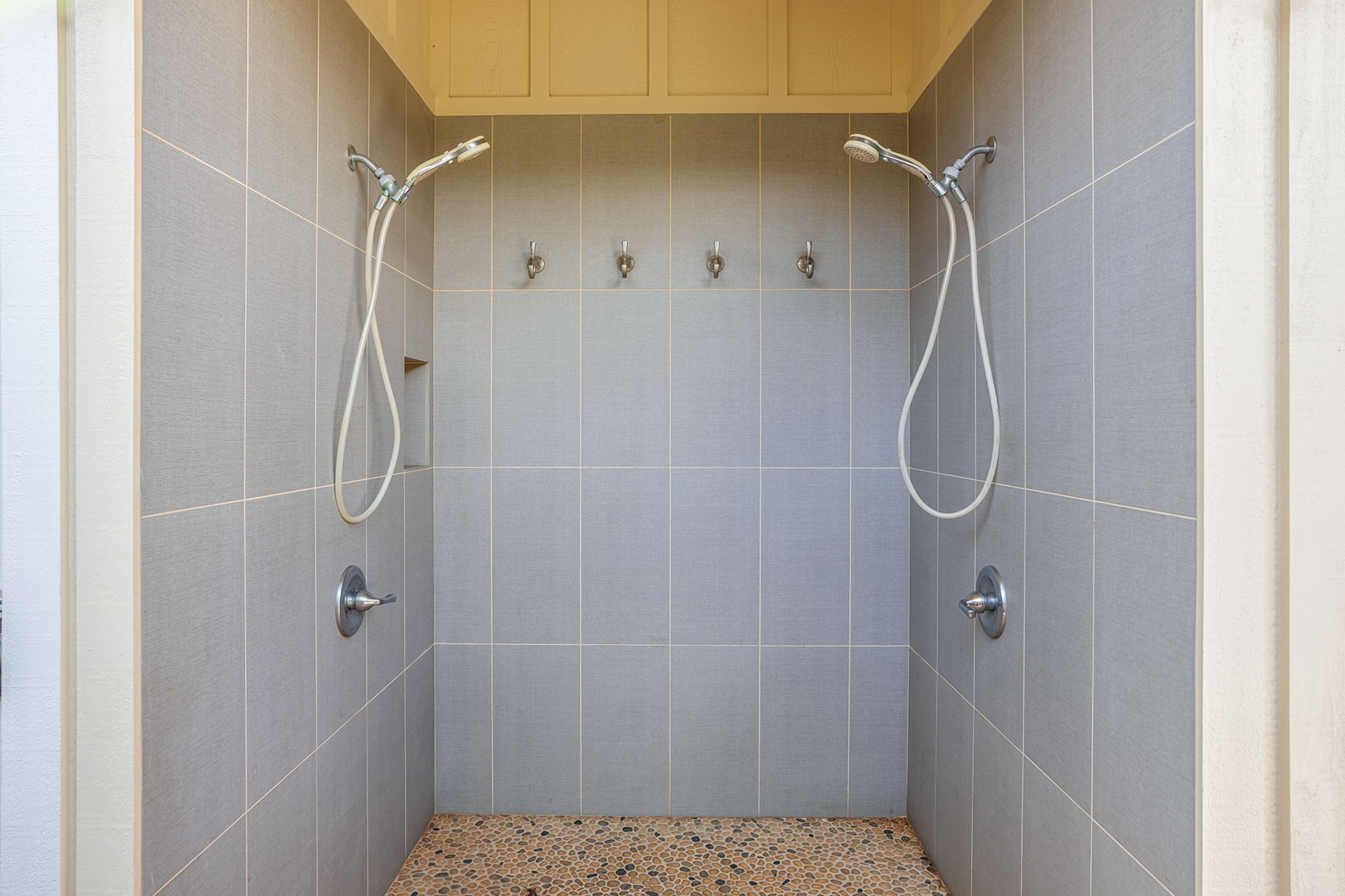 Home in Koloa · ★4.85 · 3 bedrooms · 5 beds · 2 shared baths - Image 33