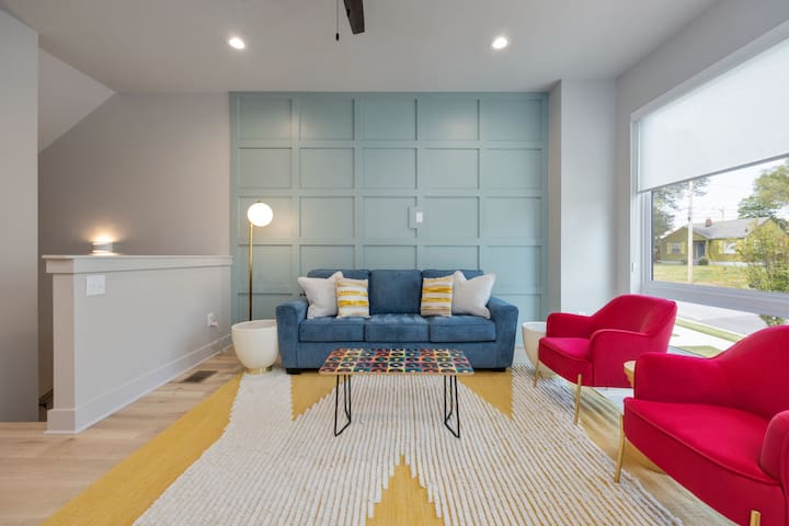 Hey, Nashville! Gorgeous Townhome - 4BD/4.5BTH