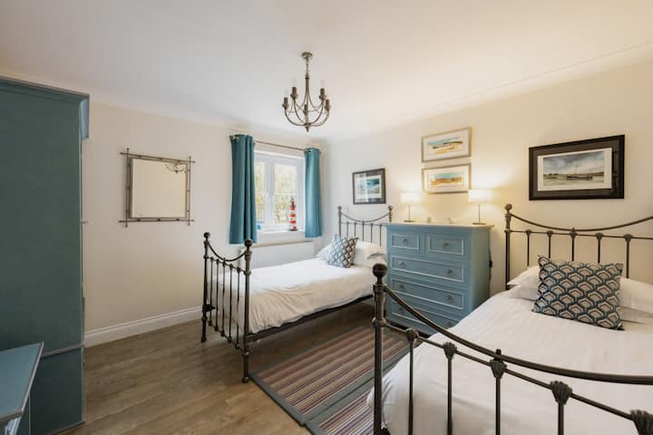 08564f5add1a389cb1c3141114b65427