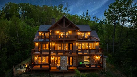 Luxury 6-Bedroom Cabin with Pool