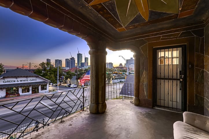 Historic Artist Home-Walk to SXSW+6th St+UT