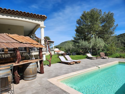 The Villa des Rouvières