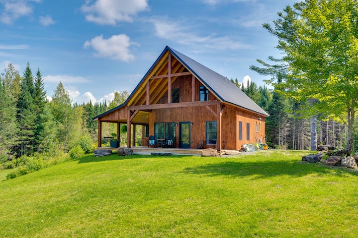 'Sunset House' Greensboro Forest Escape & Fire Pit