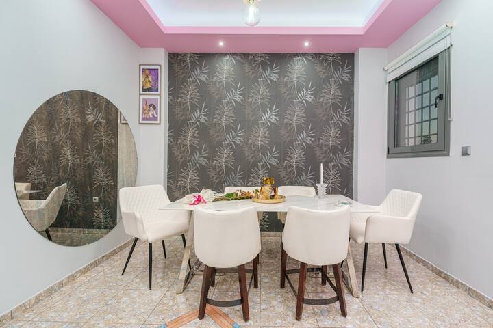 Gazi Suite With Private Rooftop gallery image 5