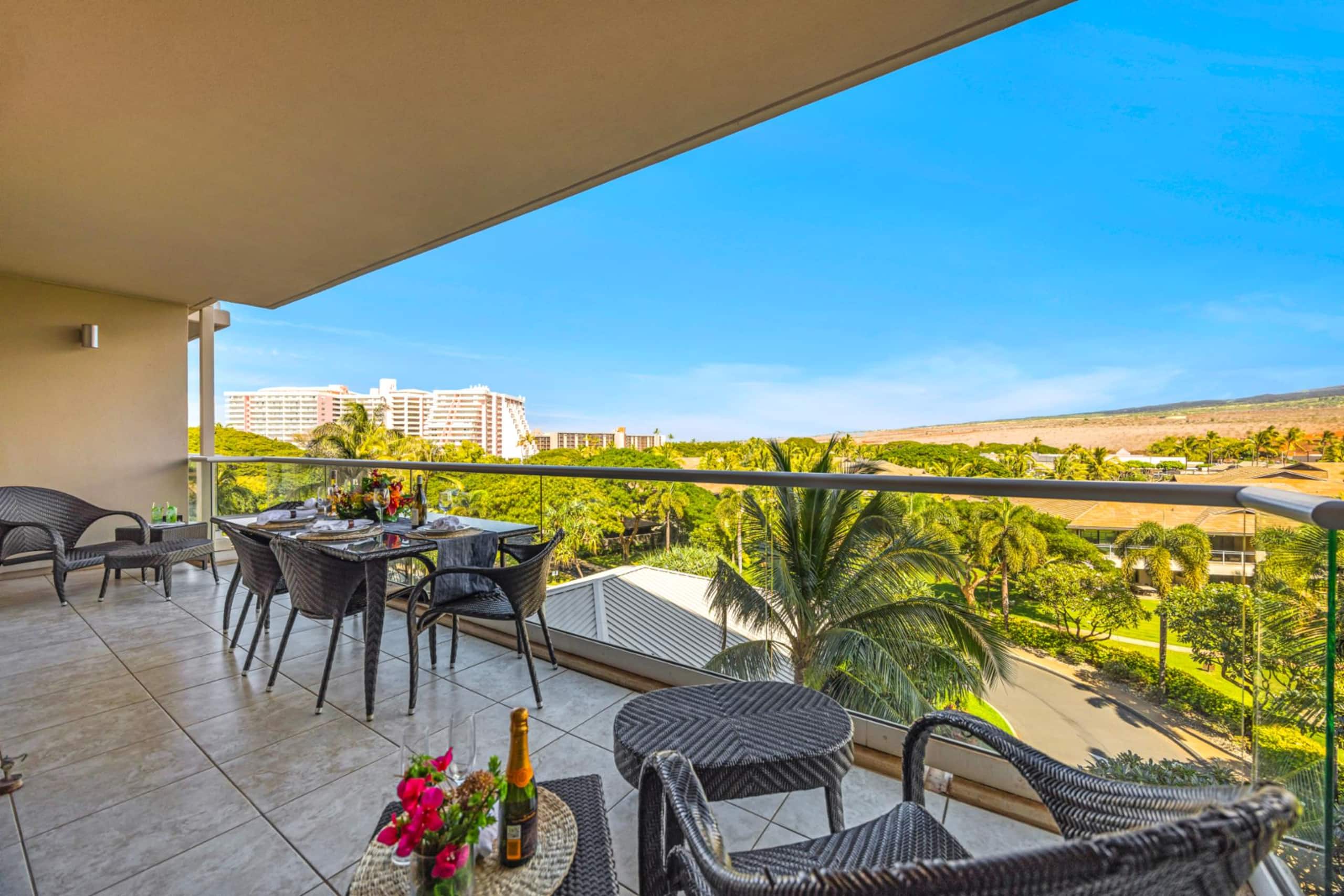 Condo in Lahaina · ★5.0 · 1 bedroom · 2 beds · 1 bath - Image 2