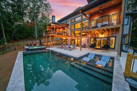 5BR~ Views~ Outdoor Pool~ Pickleball/Basketball