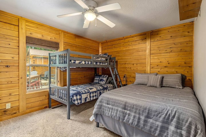 Back Bedroom has Queen bed and Twin Bunk Beds & Smart TV