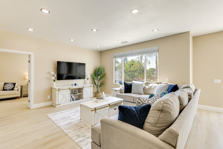 Mtn-View Gem w/ Private Yard: Luxe Beaumont Home