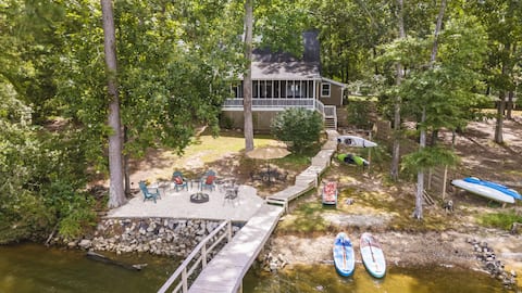 Shellcracker - Dock, SUPs, Firepit, Games and more