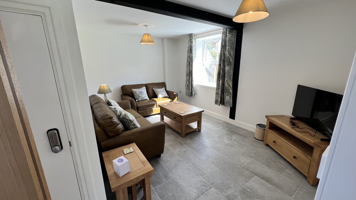 Popular Airbnb listing: Stables Cottage in Newtimber