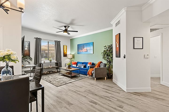 Relaxing Asu Stay | Pool, Gym & King Beds - Guadalupe, AZ