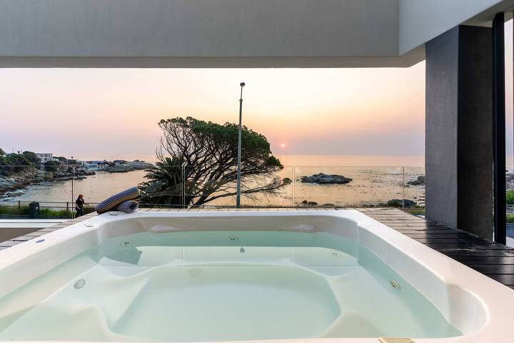 Amashe – Luxury Apartment with jacuzzi & sea views