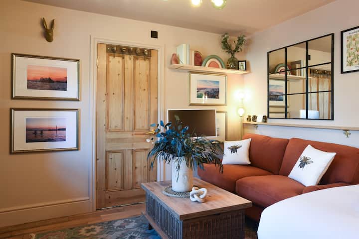 La Petite Maison | Southsea Retreat - Hayling Island