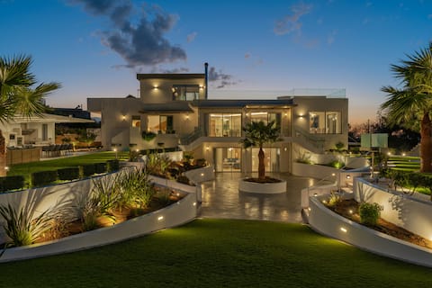 Luxury Villa Zakkallin - With Amazing View