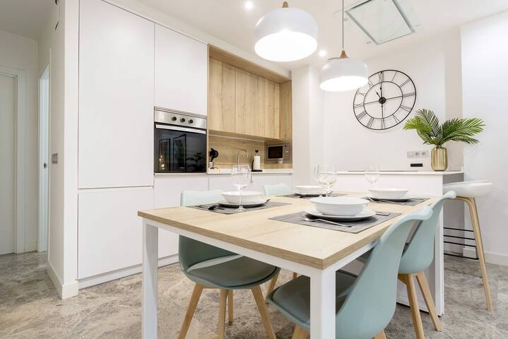 Exclusive apartment in Madrid. Goya gallery image 4