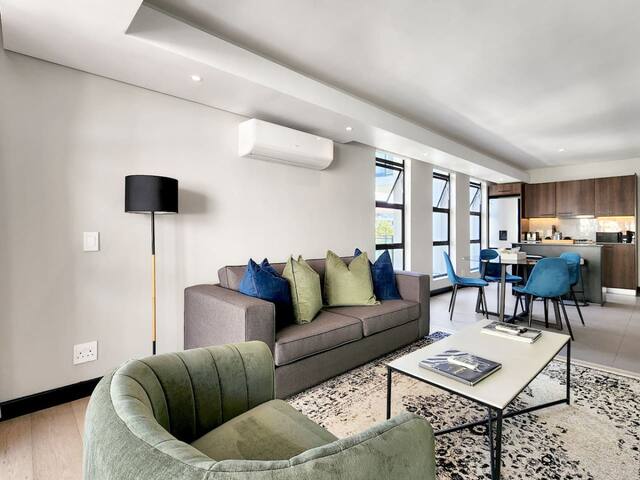 Central Gem In the heart of Sea Point gallery image 3