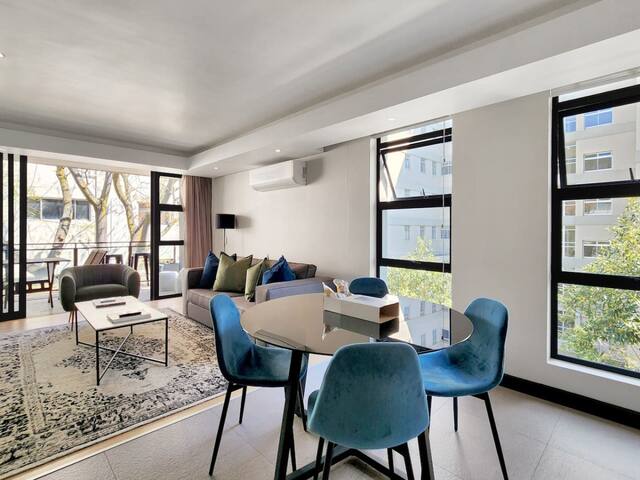 Central Gem In the heart of Sea Point gallery image 5