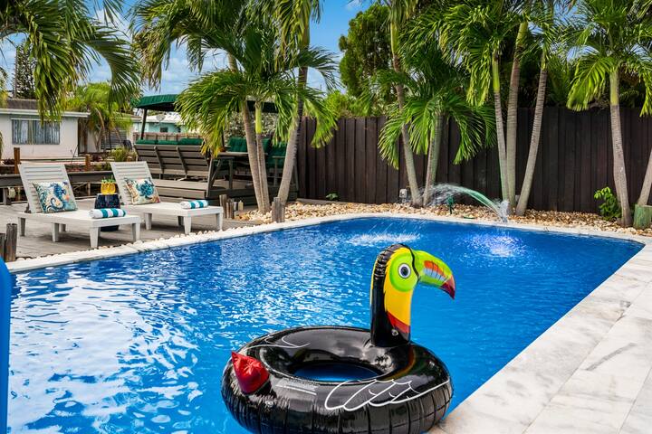 Waterfront Near Beach & Airport, HeatedPool&Kayaks gallery image 2