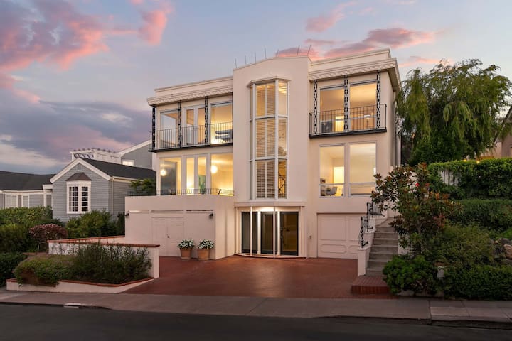 Sea Serenity, Coastline Views and Pool
