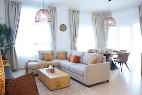 2BR + Maid’s Room | Stylish Yas Island Stay
