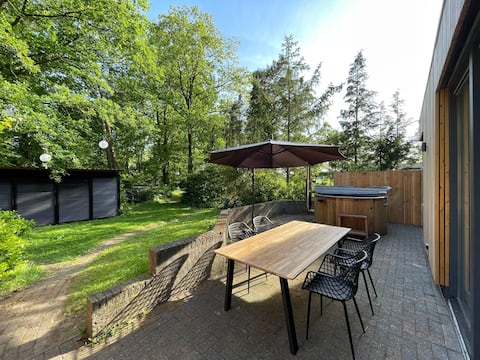 Holiday Home in Zelhem with Forest and Hottub