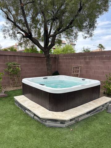 The Vegas Villa gallery image 5