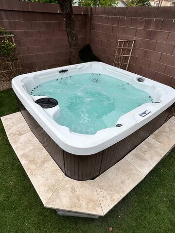 The Vegas Villa gallery image 4