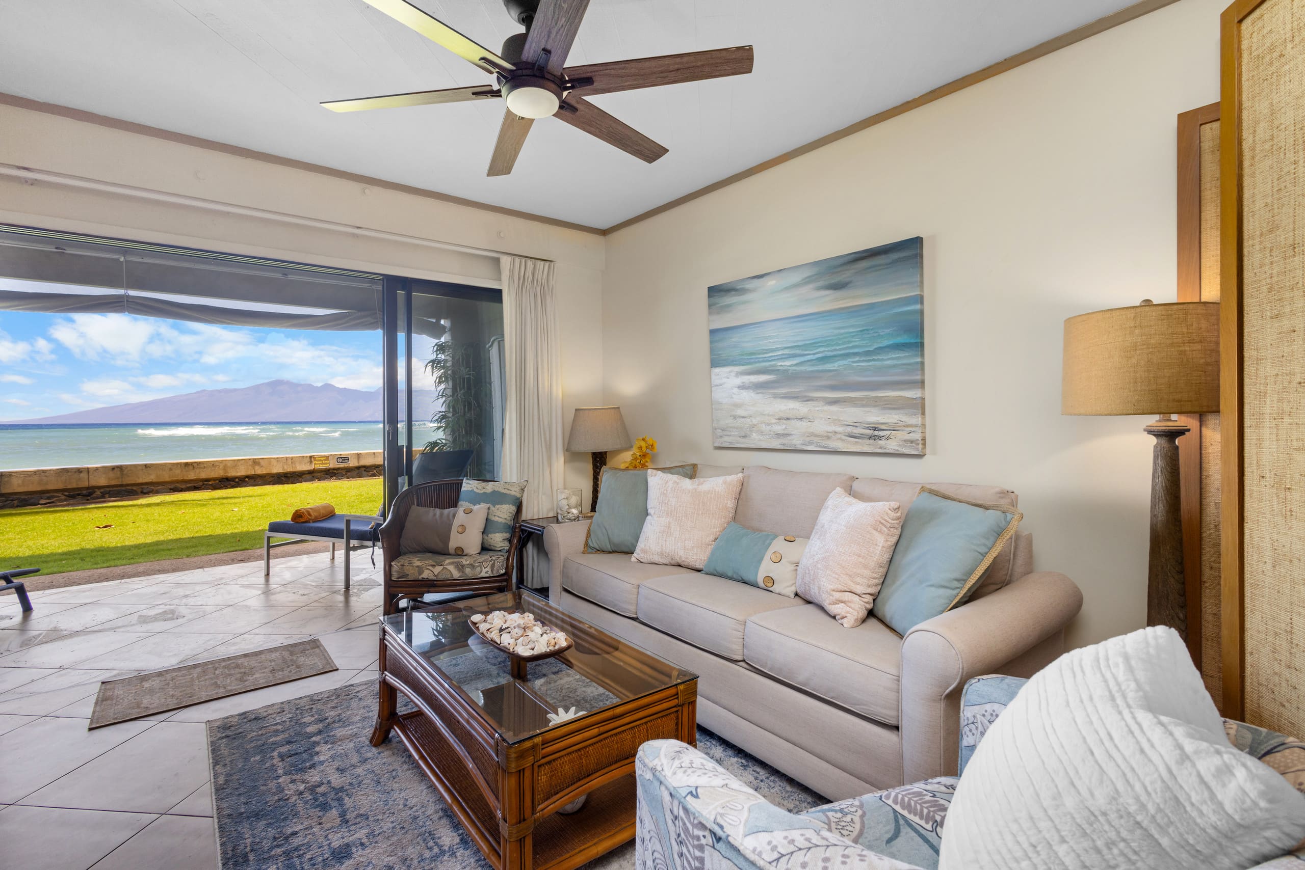 Direct Oceanfront Beach Pohailani Studio - Image 16